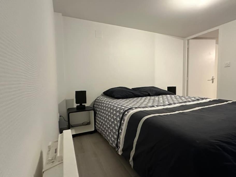 Appartement Le 58 - Loft Robespierre à Reims Extérieur photo